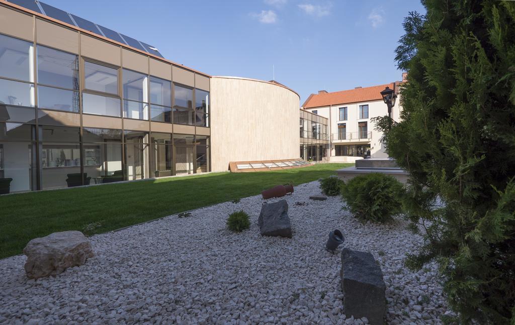Hotel Merops Meszaros Szekszárd エクステリア 写真